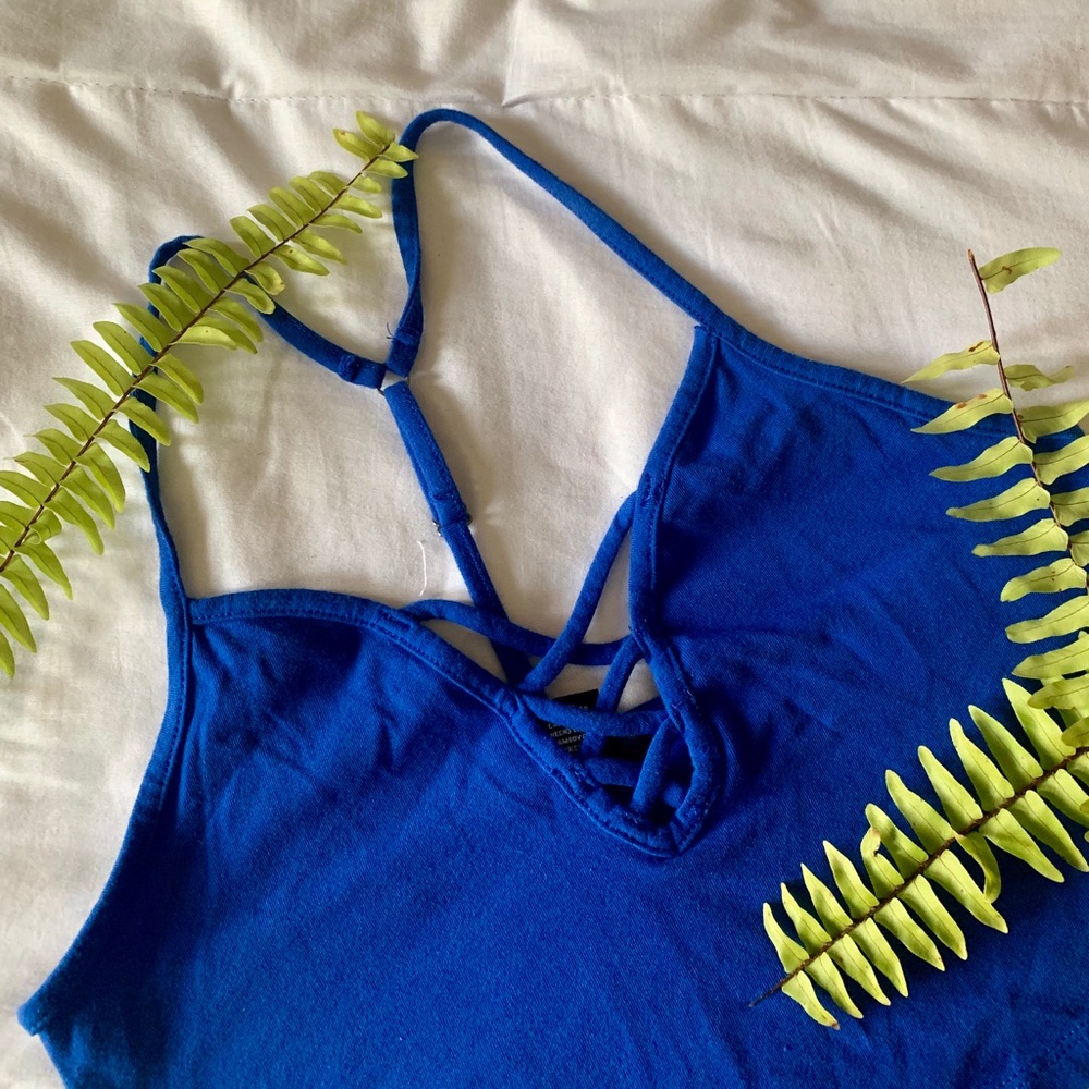 crop top
